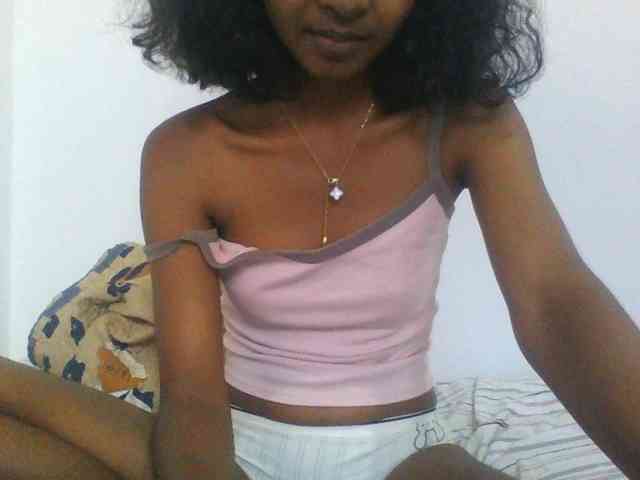 AfricanaQueen webcam