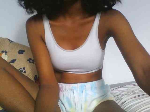 AfricanaQueen webcam