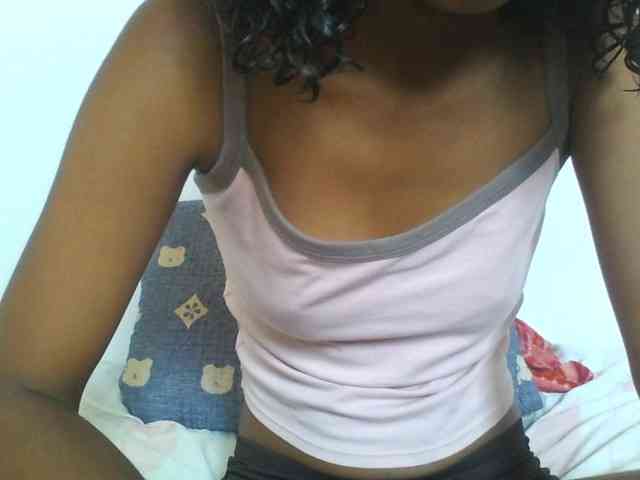 AfricanaQueen webcam