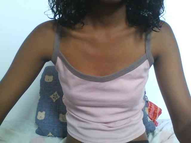 AfricanaQueen webcam