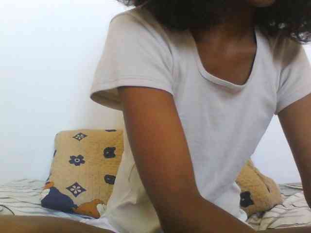 AfricanaQueen webcam