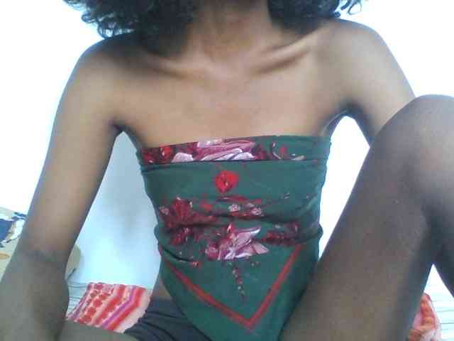 AfricanaQueen webcam