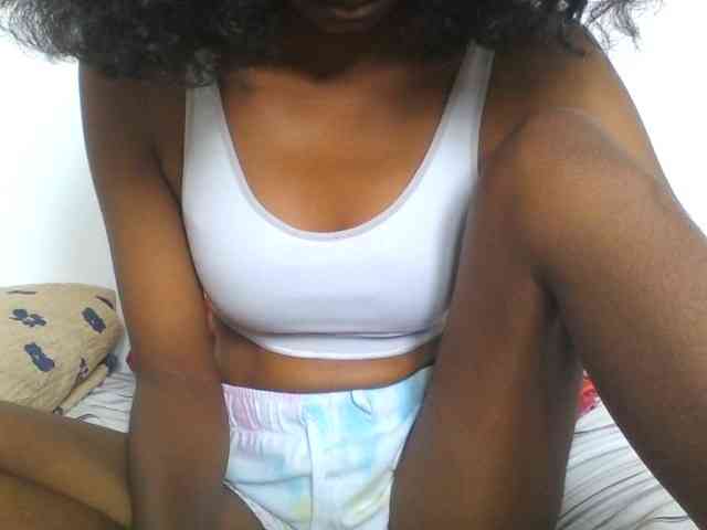 AfricanaQueen webcam