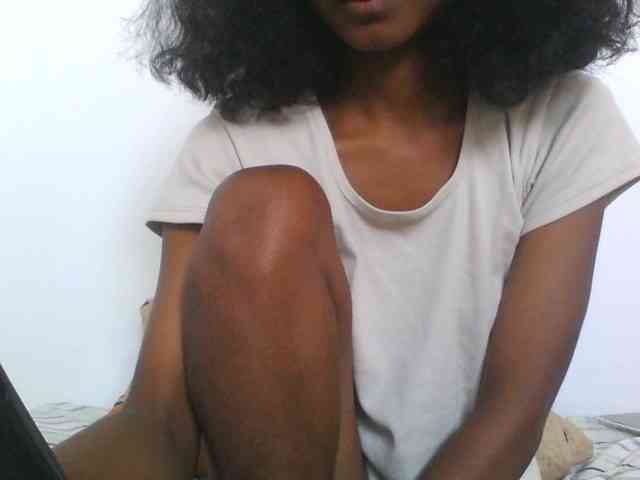 AfricanaQueen webcam