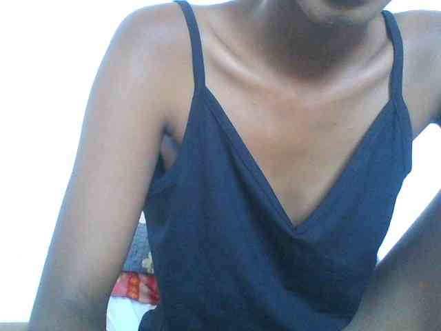 AfricanaQueen webcam