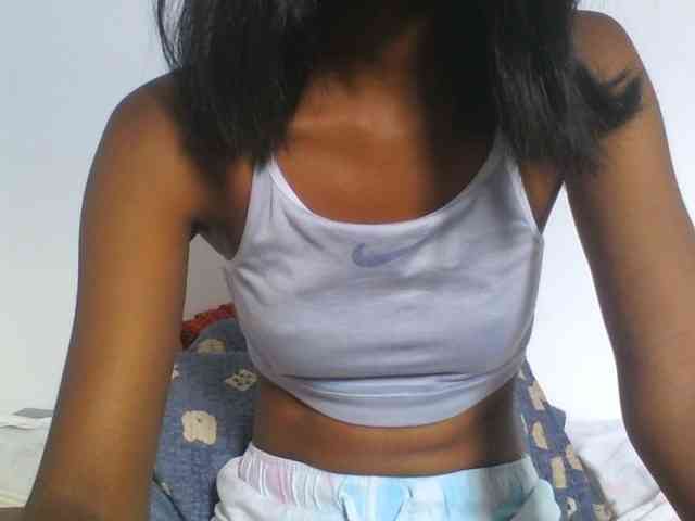 AfricanaQueen webcam