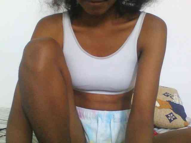 AfricanaQueen webcam