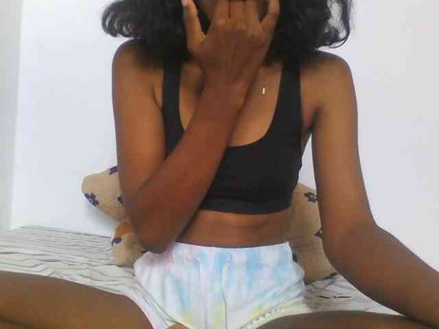 AfricanaQueen webcam