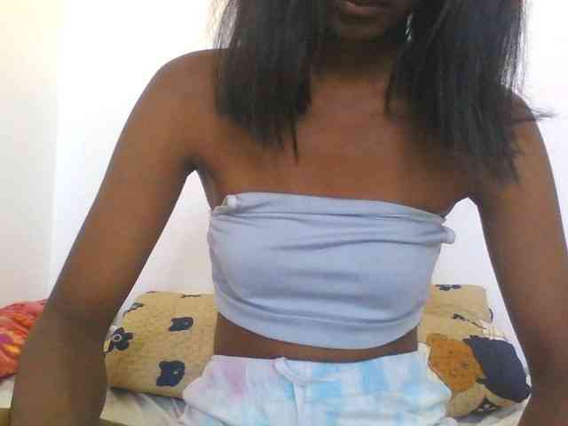 AfricanaQueen webcam