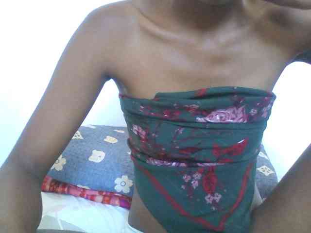 AfricanaQueen webcam