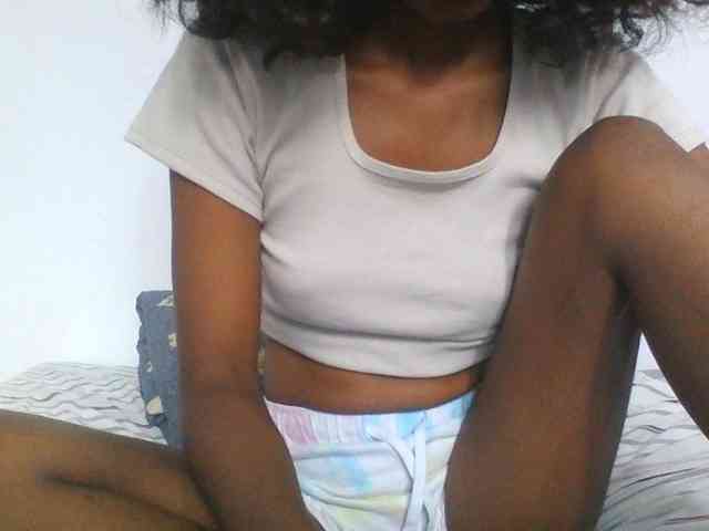 AfricanaQueen webcam