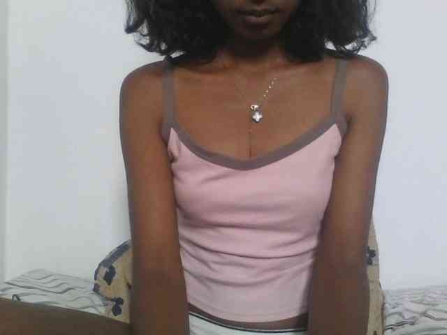 AfricanaQueen webcam