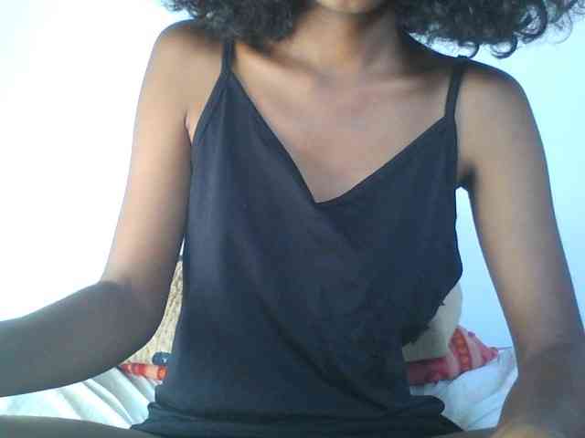 AfricanaQueen webcam