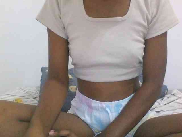 AfricanaQueen webcam