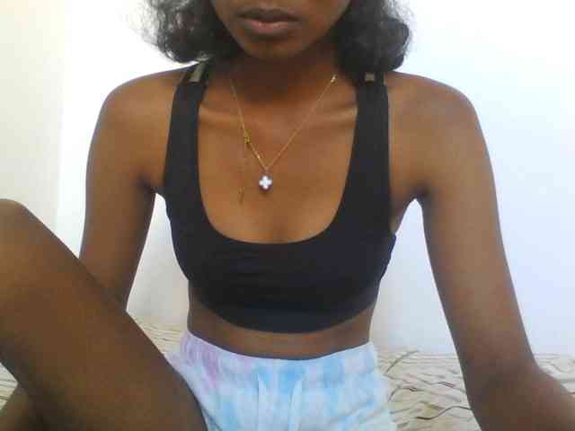 AfricanaQueen webcam