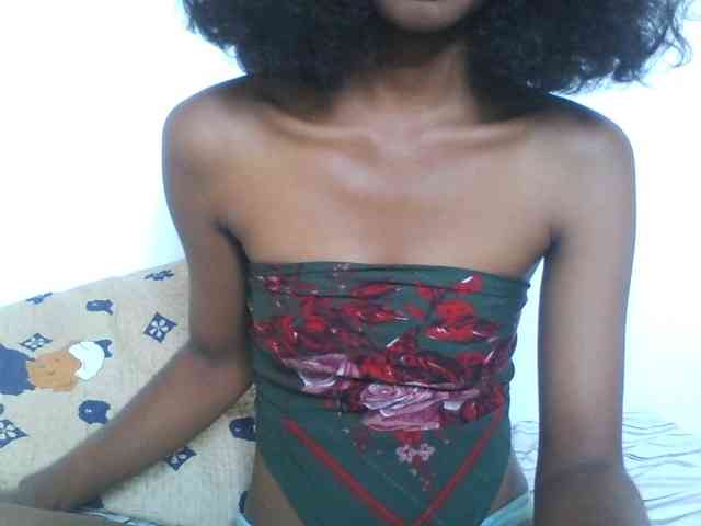 AfricanaQueen webcam