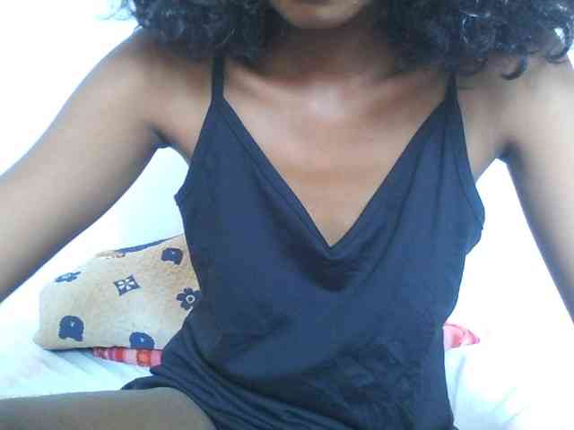 AfricanaQueen webcam