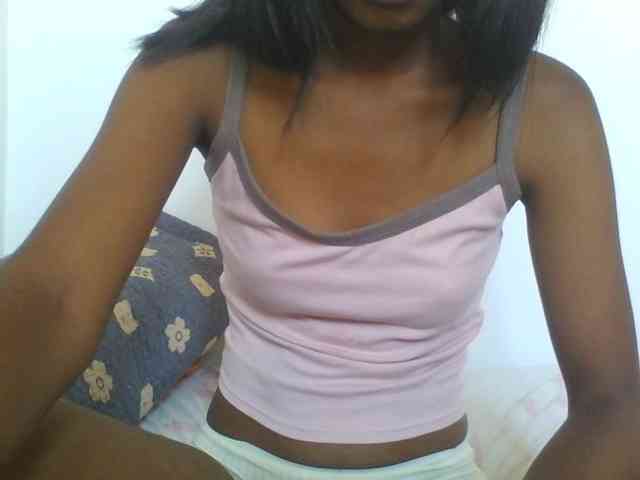 AfricanaQueen webcam