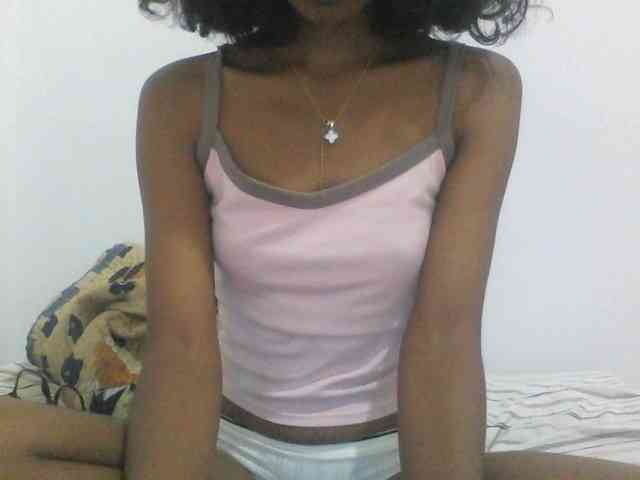 AfricanaQueen webcam