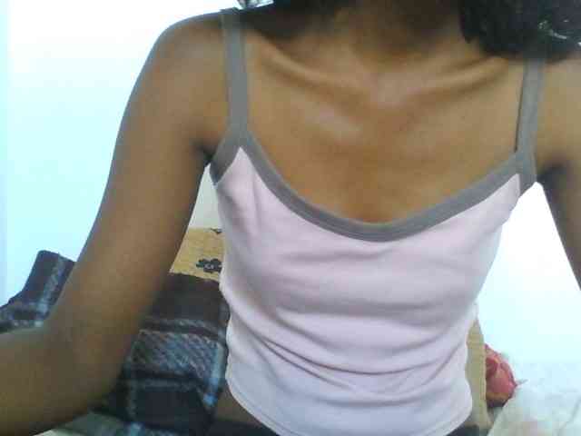 AfricanaQueen webcam