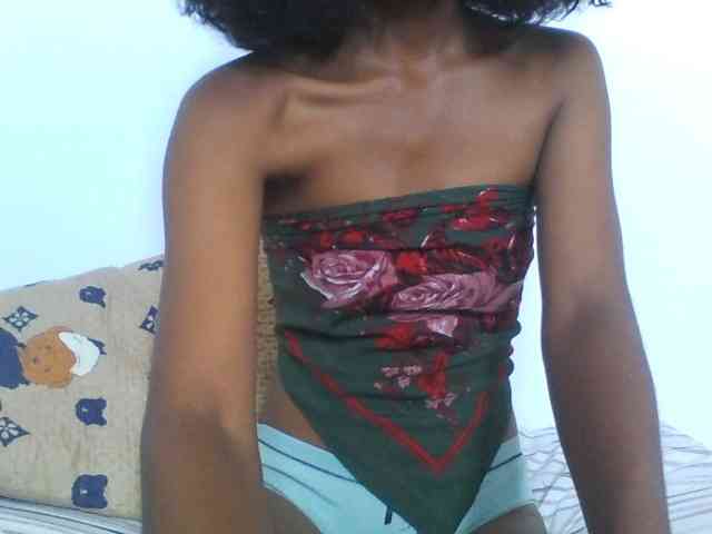 AfricanaQueen webcam