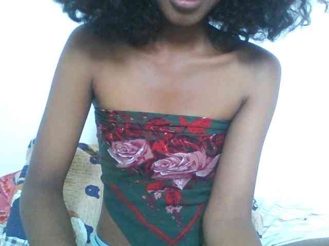 AfricanaQueen webcam