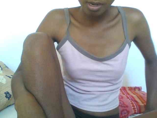 AfricanaQueen webcam