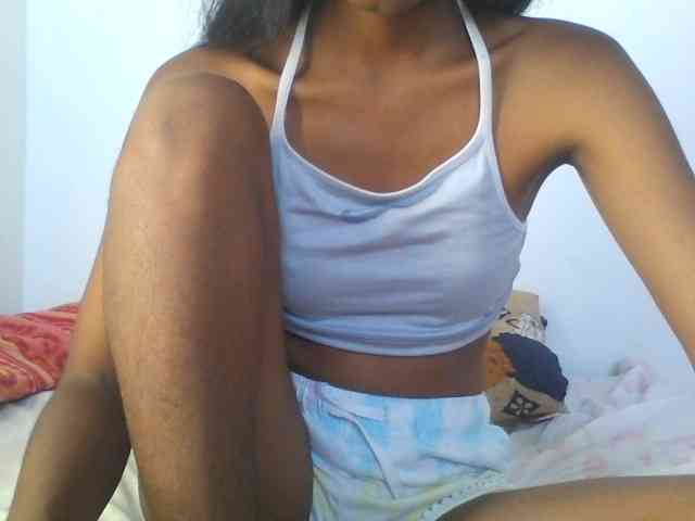 AfricanaQueen webcam