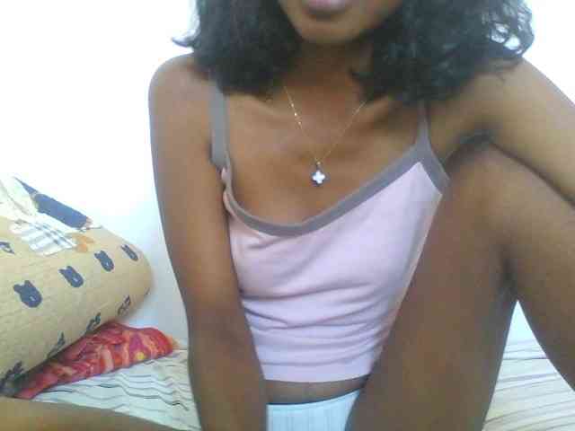 AfricanaQueen webcam