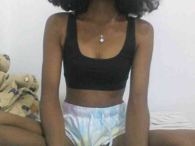 AfricanaQueen webcam