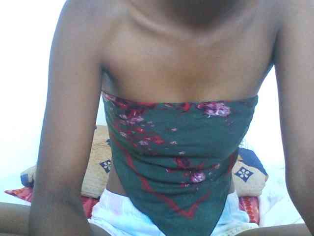 AfricanaQueen webcam