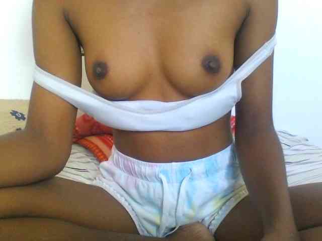AfricanaQueen webcam