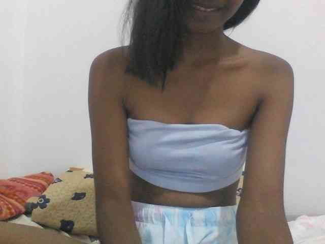 AfricanaQueen webcam