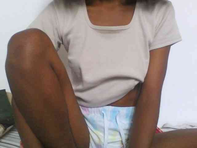 AfricanaQueen webcam