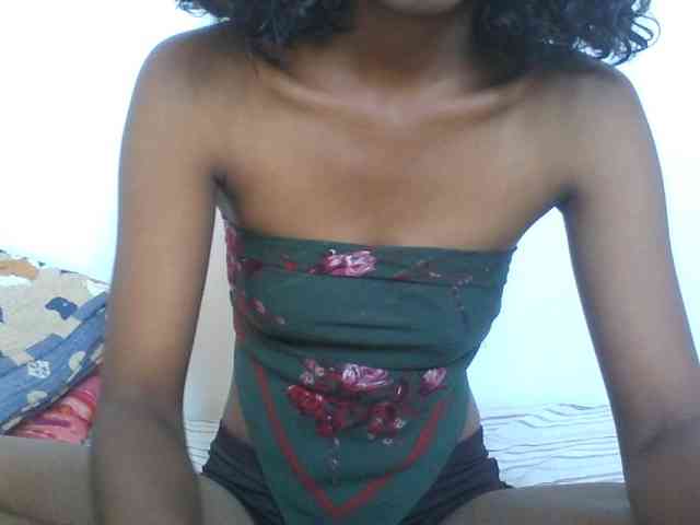 AfricanaQueen webcam