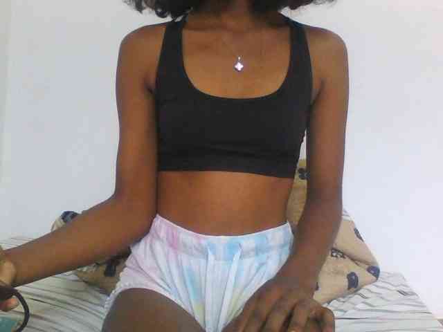 AfricanaQueen webcam