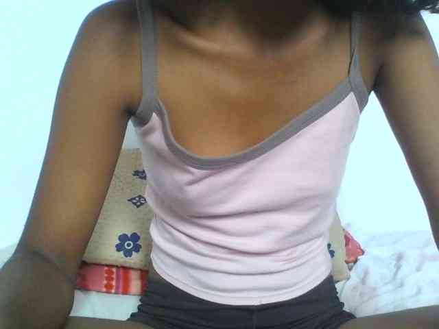 AfricanaQueen webcam