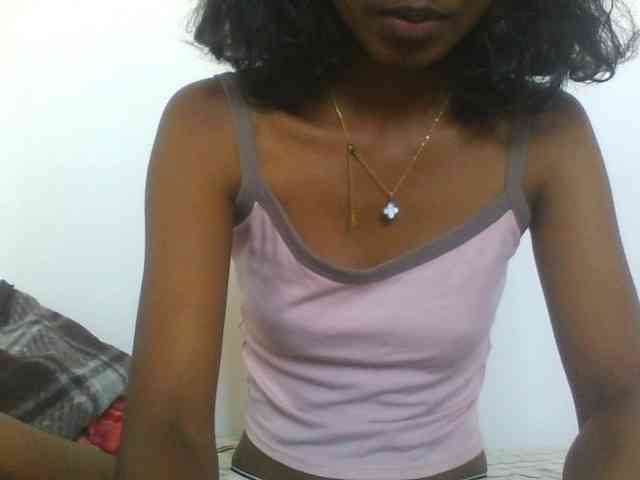 AfricanaQueen webcam