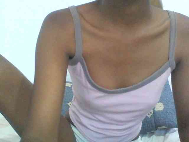 AfricanaQueen webcam