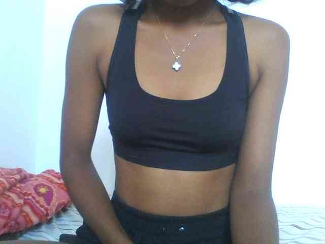 AfricanaQueen webcam