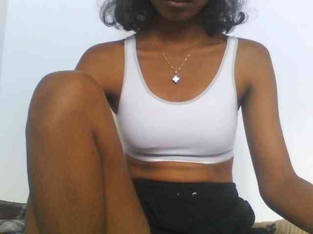 AfricanaQueen webcam