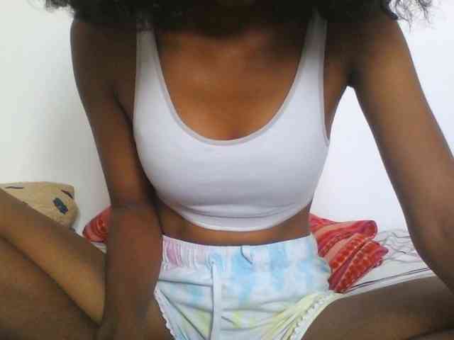 AfricanaQueen webcam