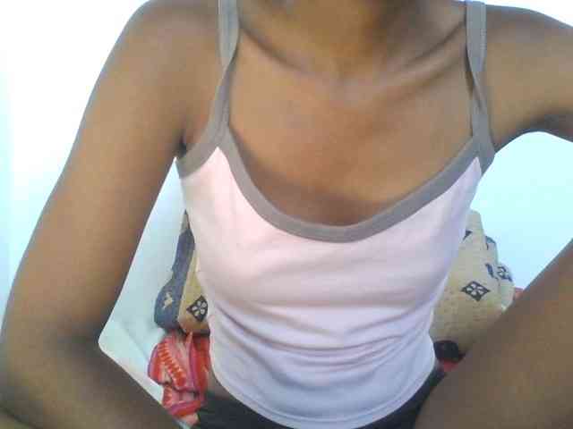 AfricanaQueen webcam