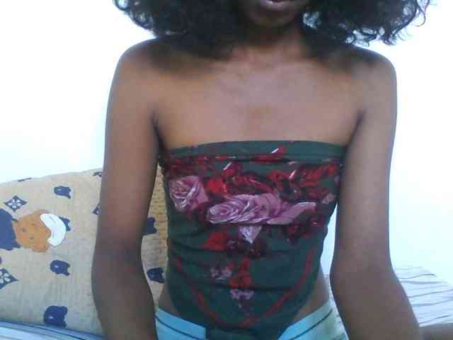 AfricanaQueen webcam