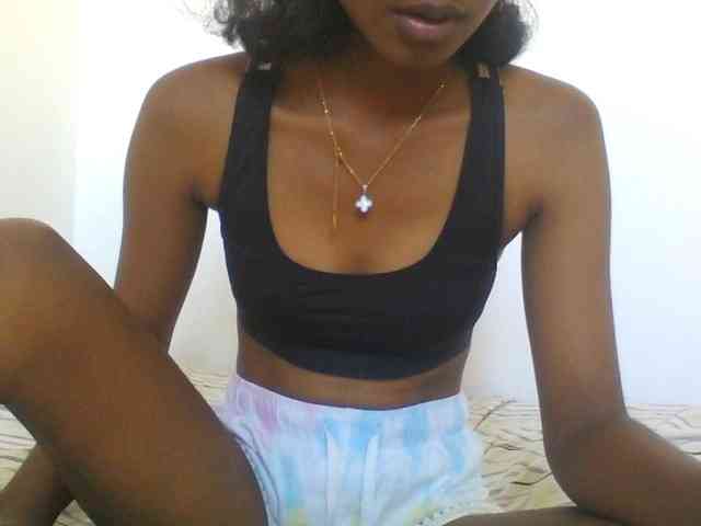 AfricanaQueen webcam