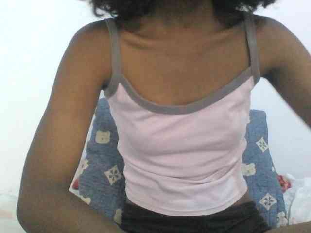 AfricanaQueen webcam