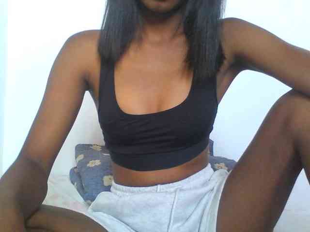 AfricanaQueen webcam