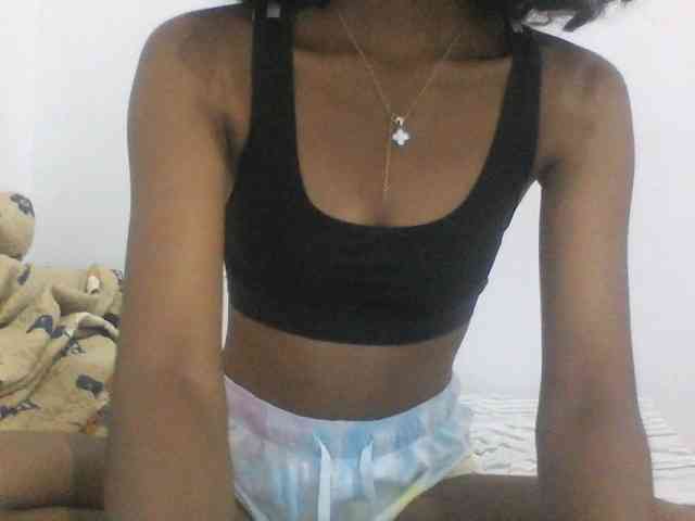 AfricanaQueen webcam