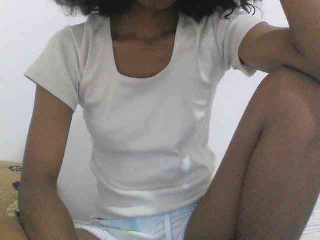 AfricanaQueen webcam