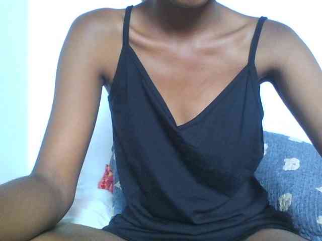 AfricanaQueen webcam